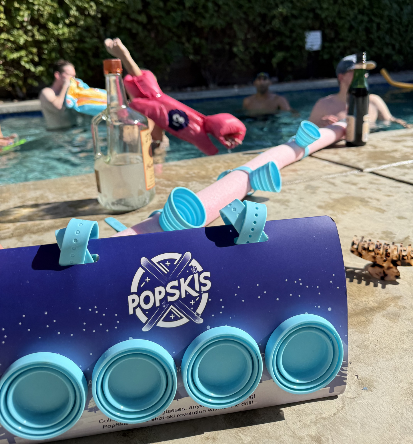 POPSKIS™ - 4 Pack Collapsible Shotski Cups